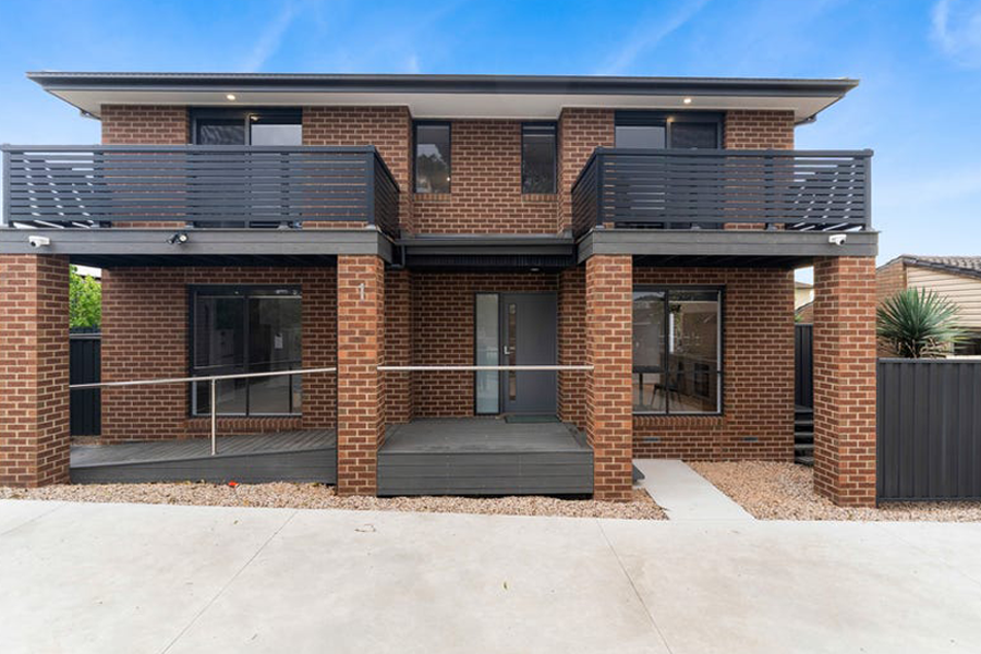 21 Oxford Street Facade