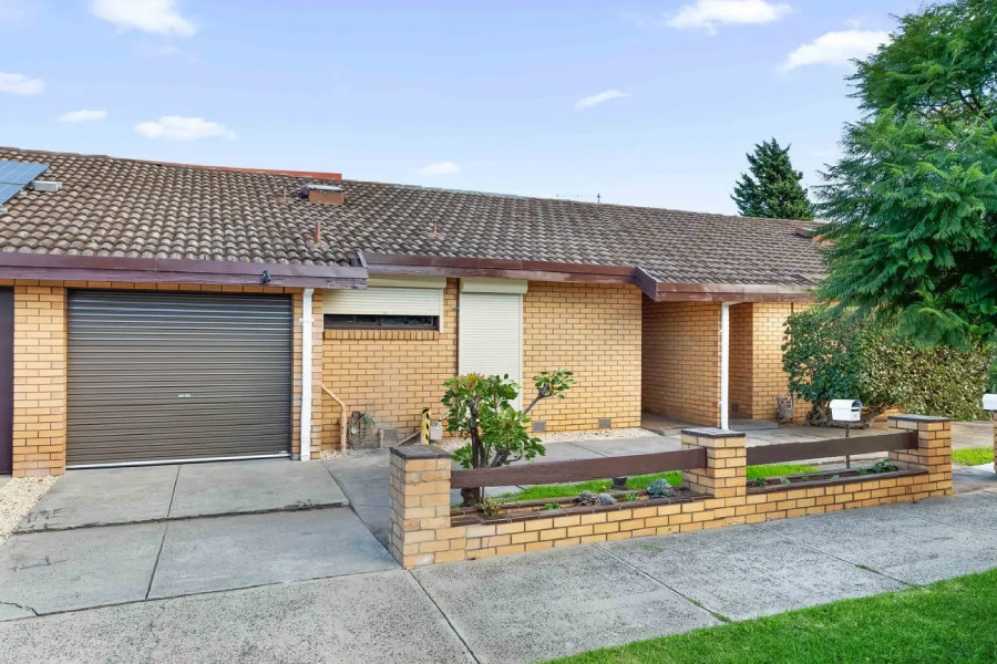 2/5 Spring Street Facade