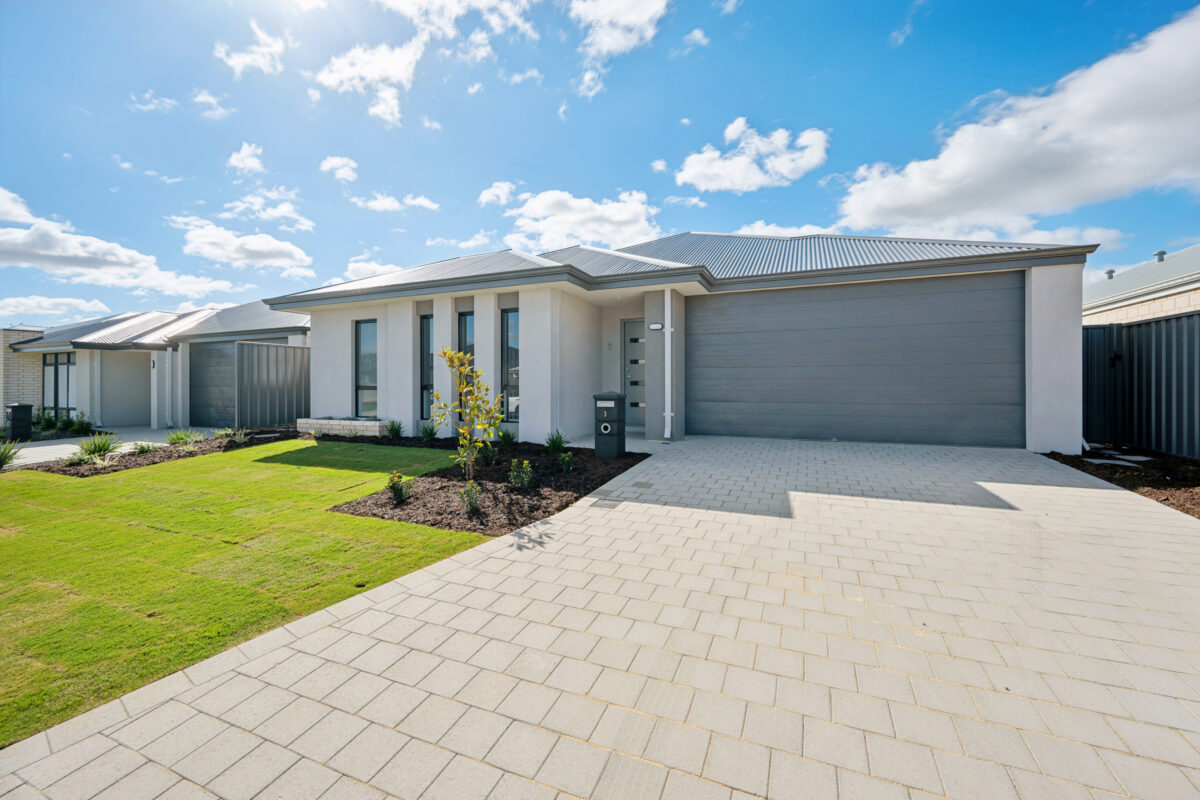 3 Angove Way, CHAMPION LAKES, WA 6111