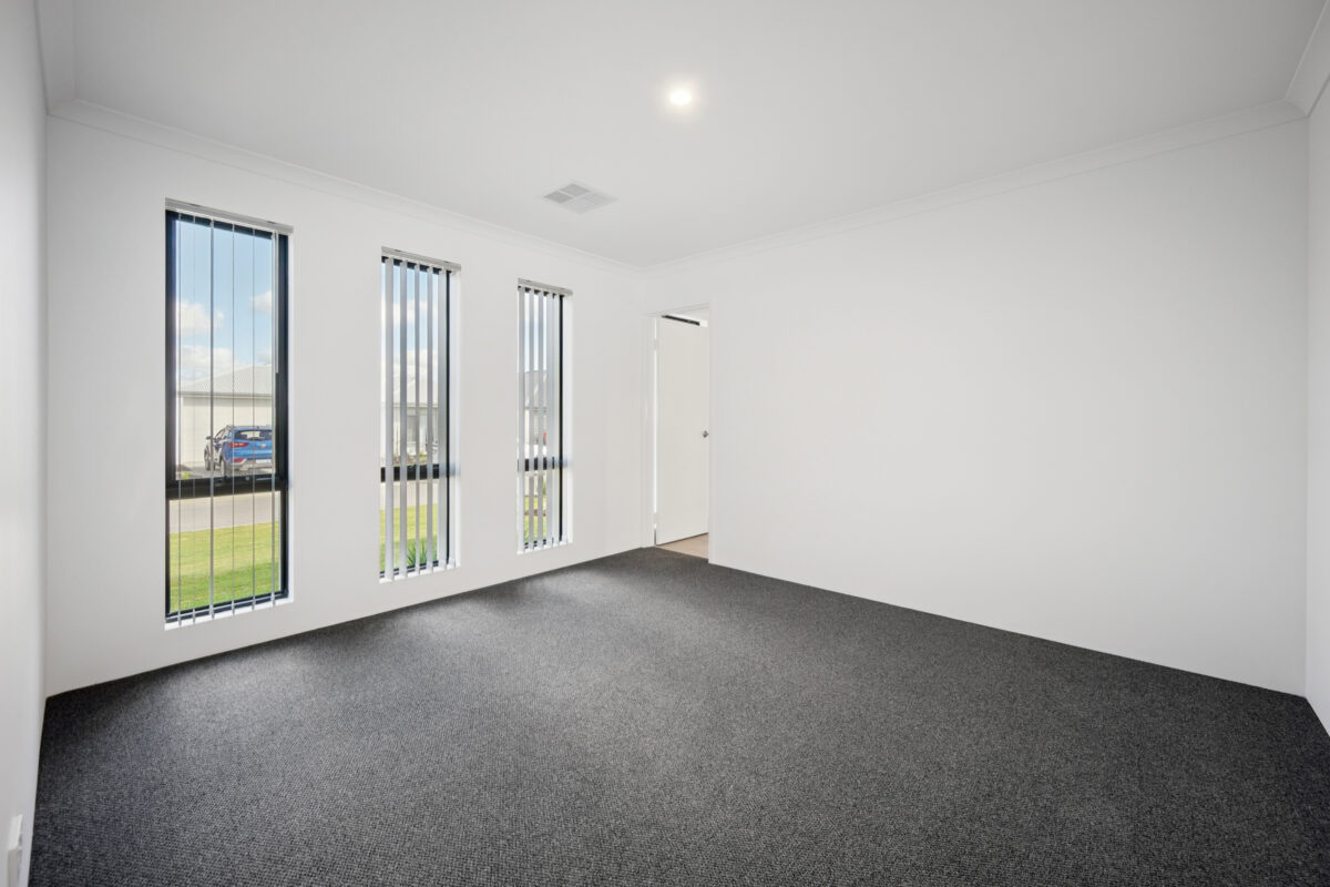 3 Angove Way, CHAMPION LAKES, WA 6111