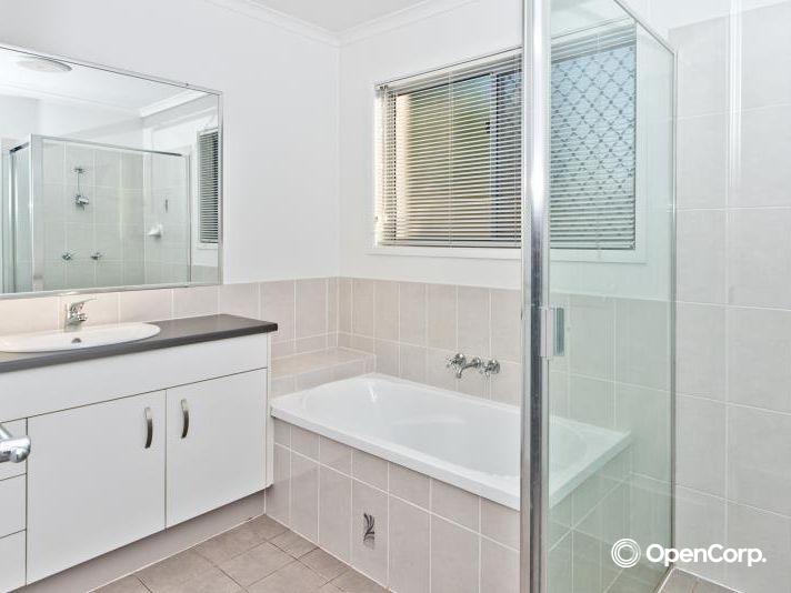 12 Pike Lane, WARNER, QLD 4500