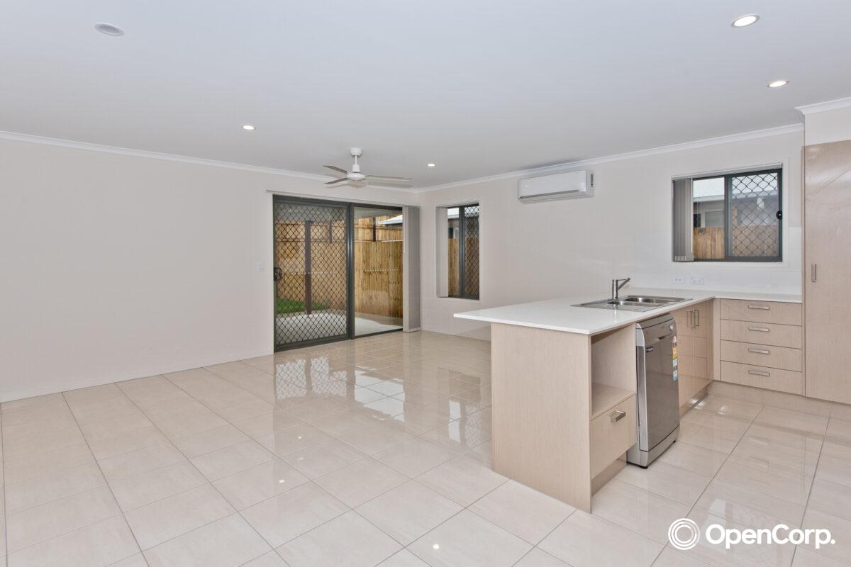 12 Riverview Parkway, GRIFFIN, QLD 4503