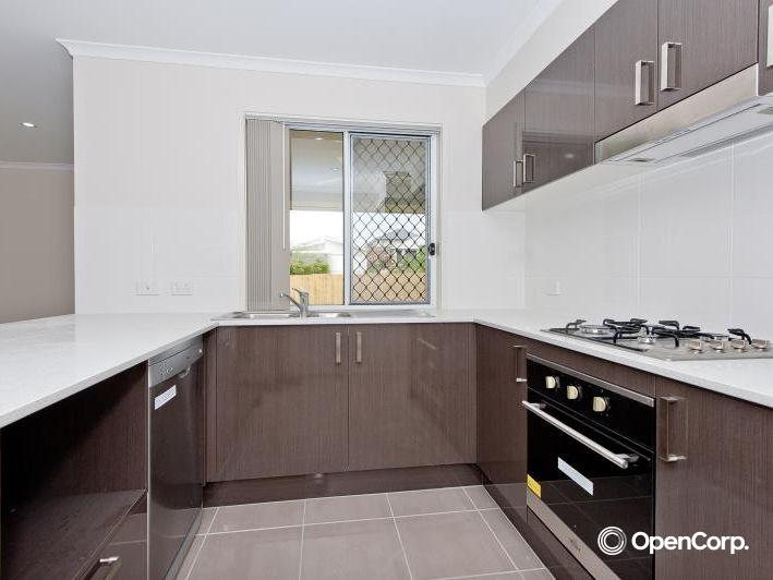 9 Monsato Close, UPPER KEDRON, QLD 4055