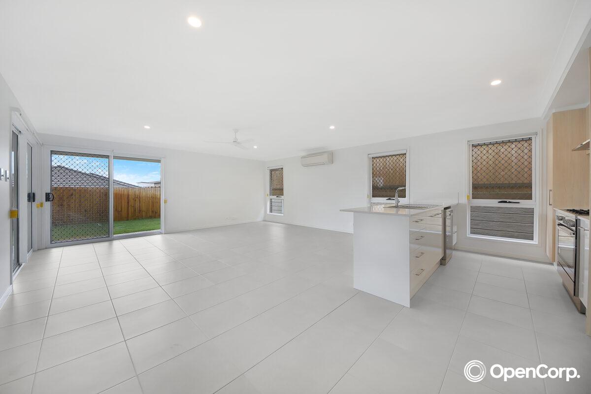 40 Noble Street, Pallara, QLD 4110