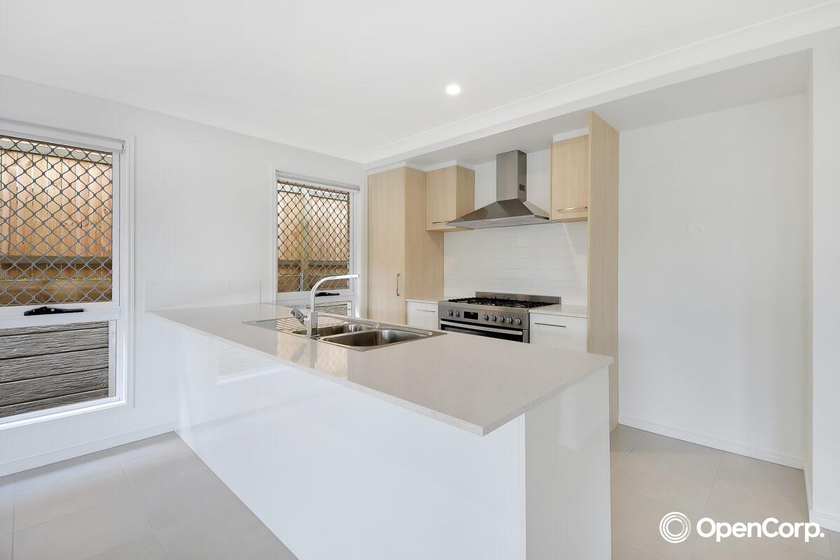 40 Noble Street, Pallara, QLD 4110