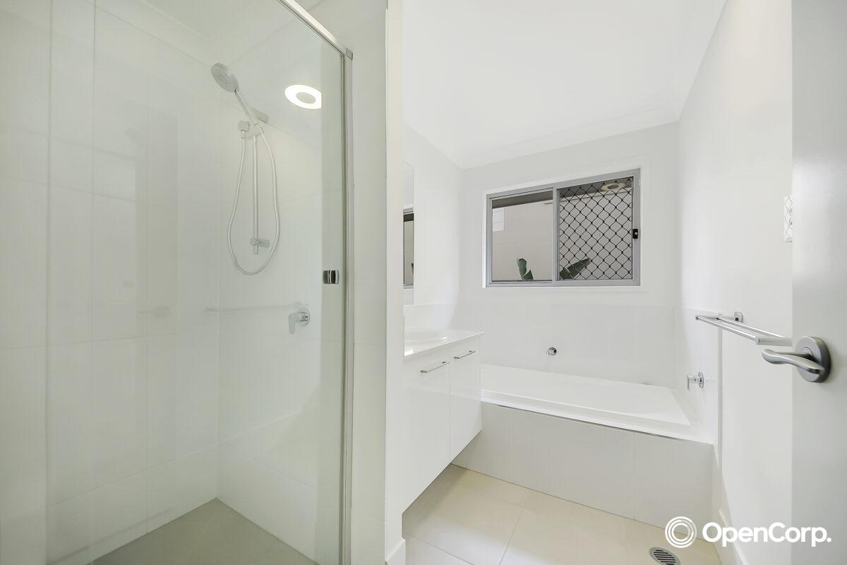 40 Noble Street, Pallara, QLD 4110