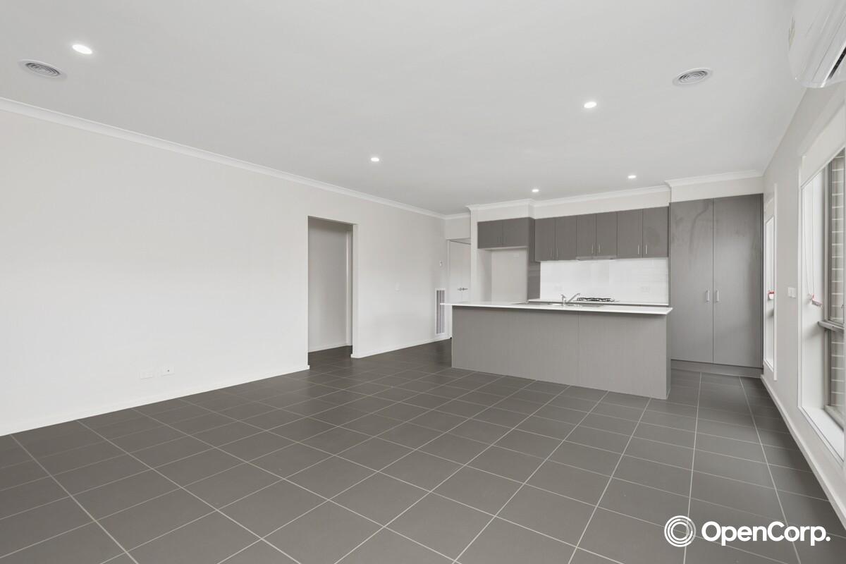 6 Telopia Street, Clyde, VIC 3978