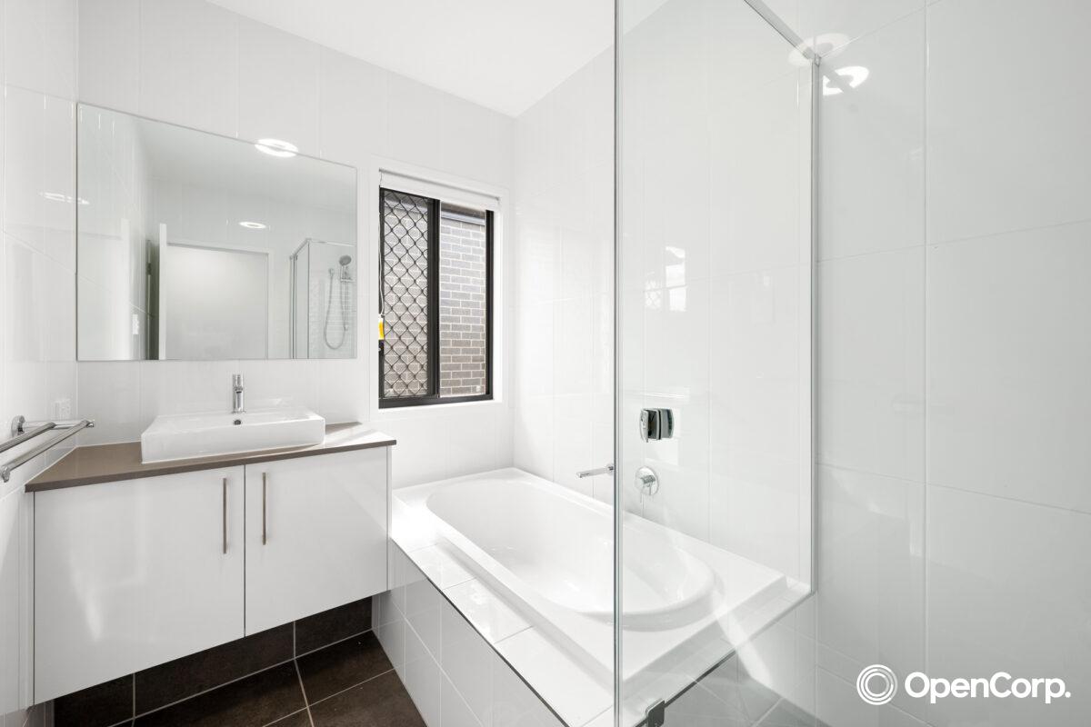 11 Alcove Street, Warner, QLD 4500