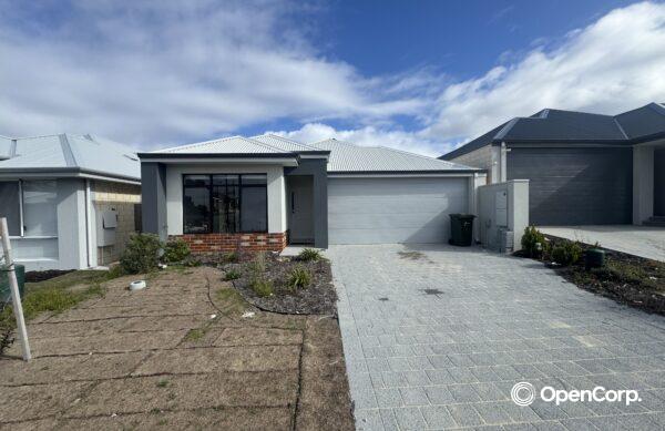 8 Hoking Cove, ELLENBROOK, WA 6069