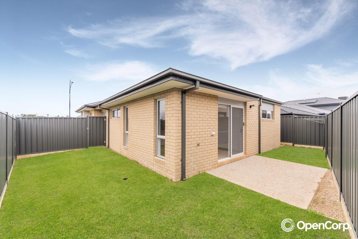 17 Baldwin Road, Fraser Rise, VIC 3336