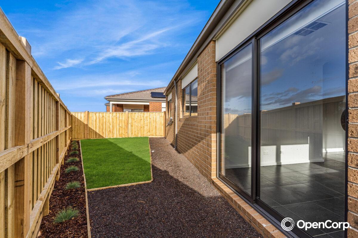 113 Pear Parade, Fraser Rise, VIC 3336