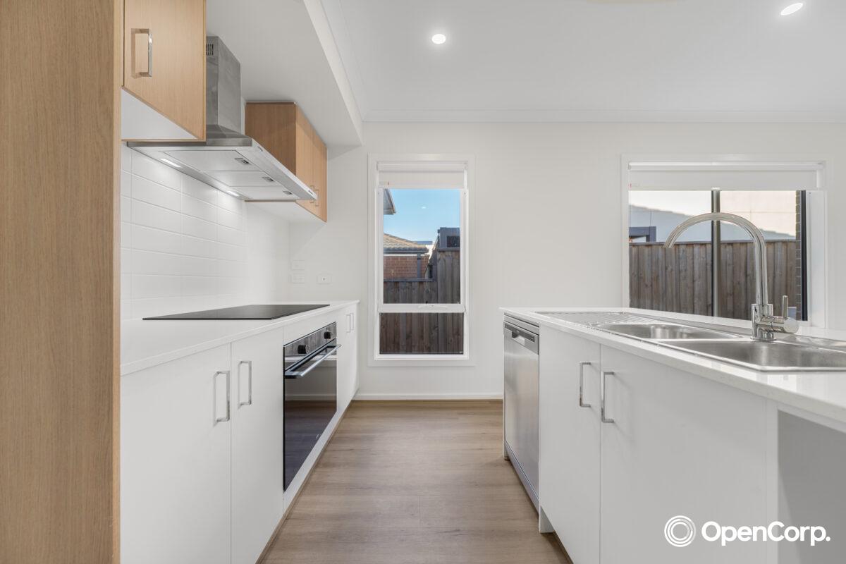 37 Sacred Drive, Sunbury, VIC 3429