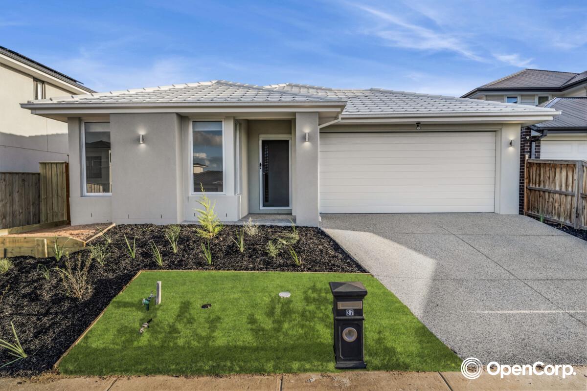 37 Sacred Drive, Sunbury, VIC 3429