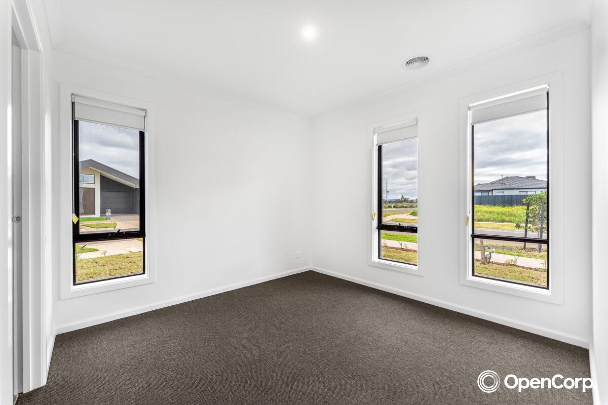 11 Fox Street, Fraser Rise, VIC 3336