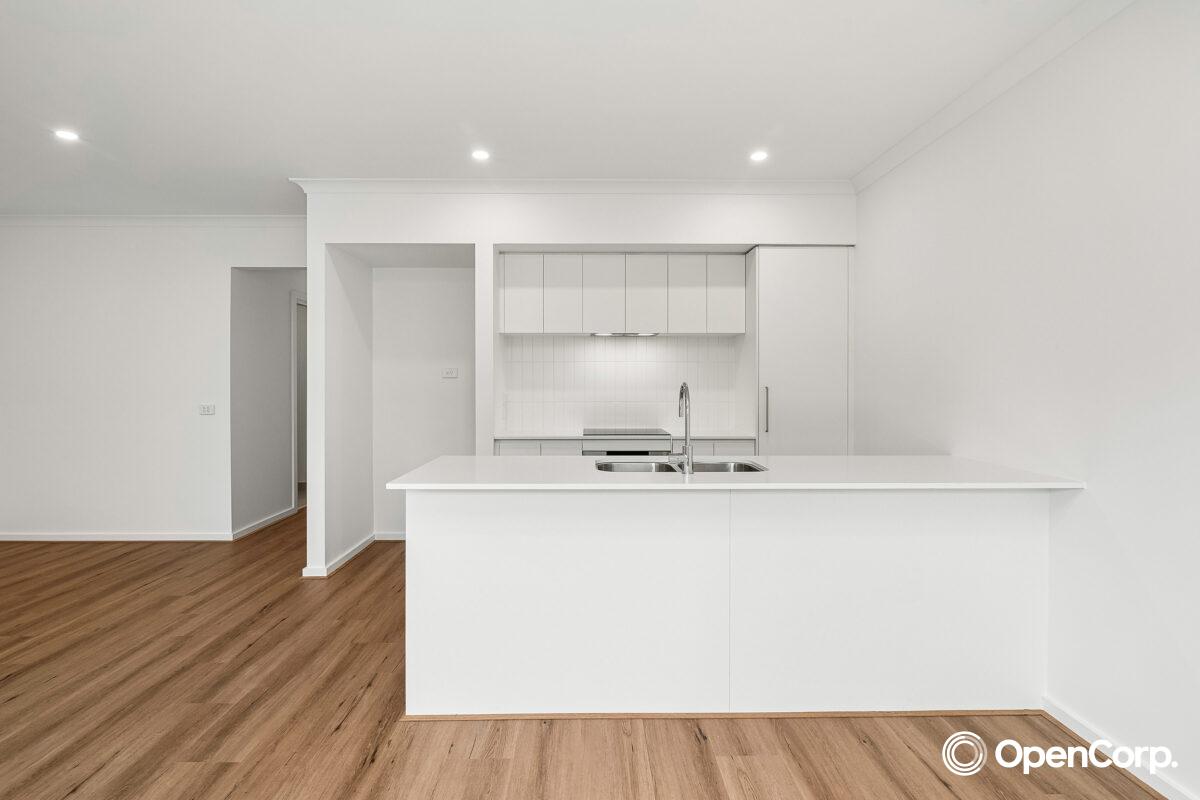 6 Cassia Way, Mickleham, VIC 3064