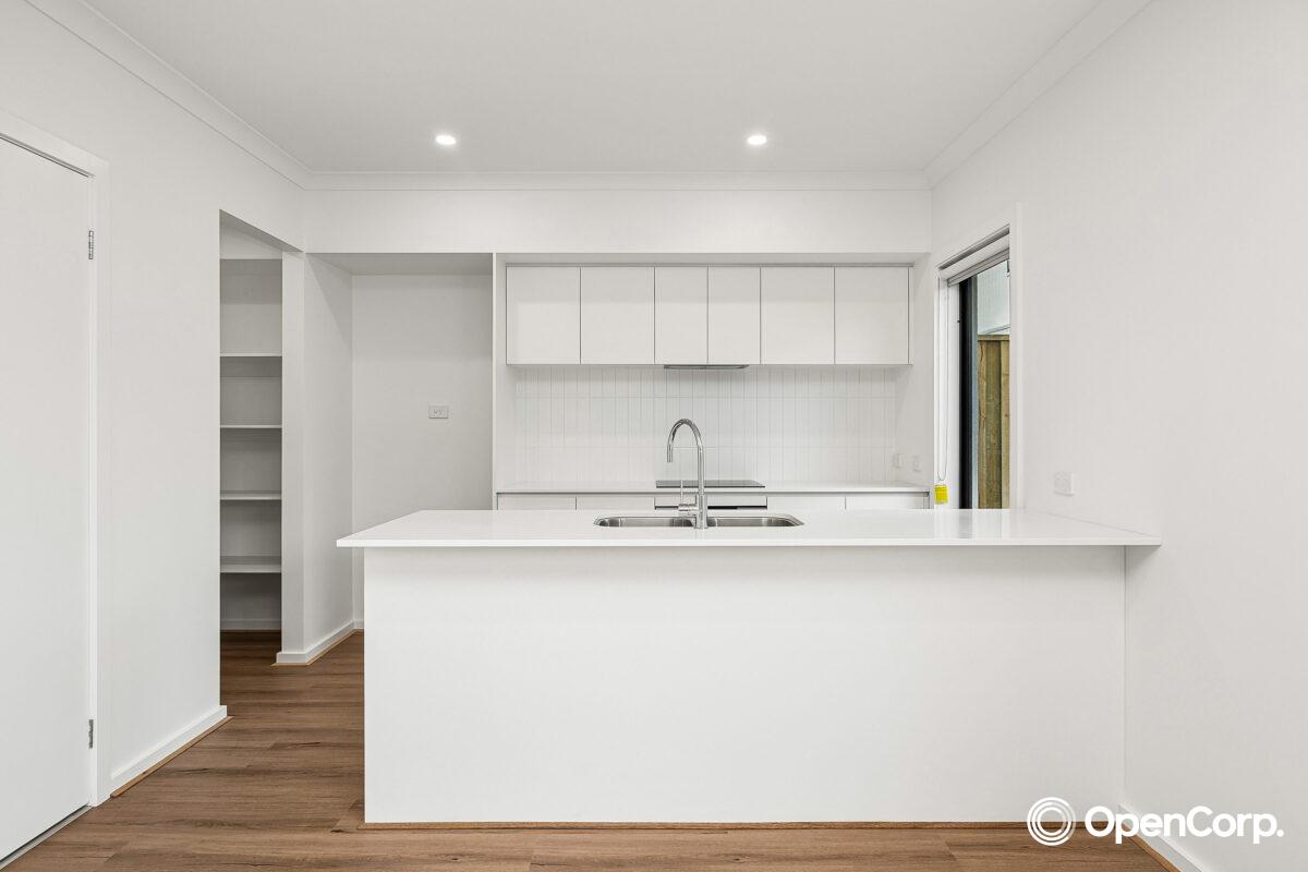 4 Cassia Way, Mickleham, VIC 3064