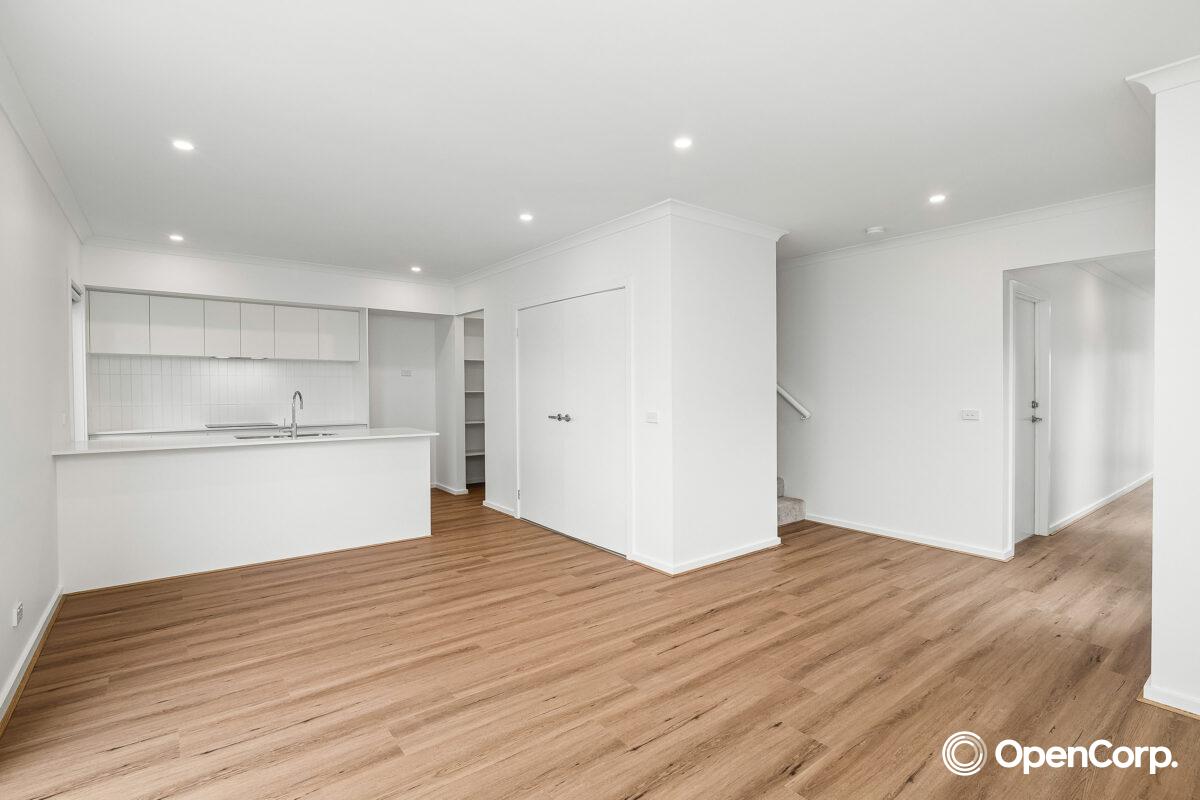 8 Cassia Way, Mickleham, VIC 3064