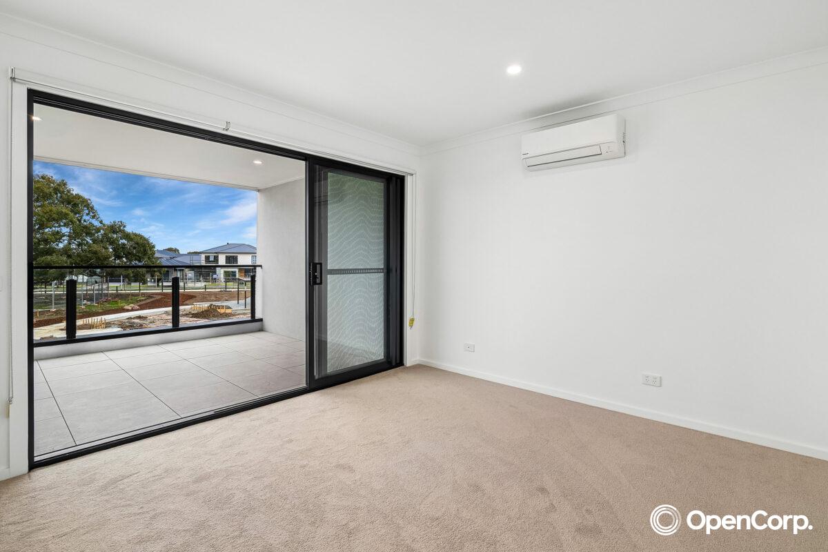 29 Buckwheat Walk, Mickleham, VIC 3064
