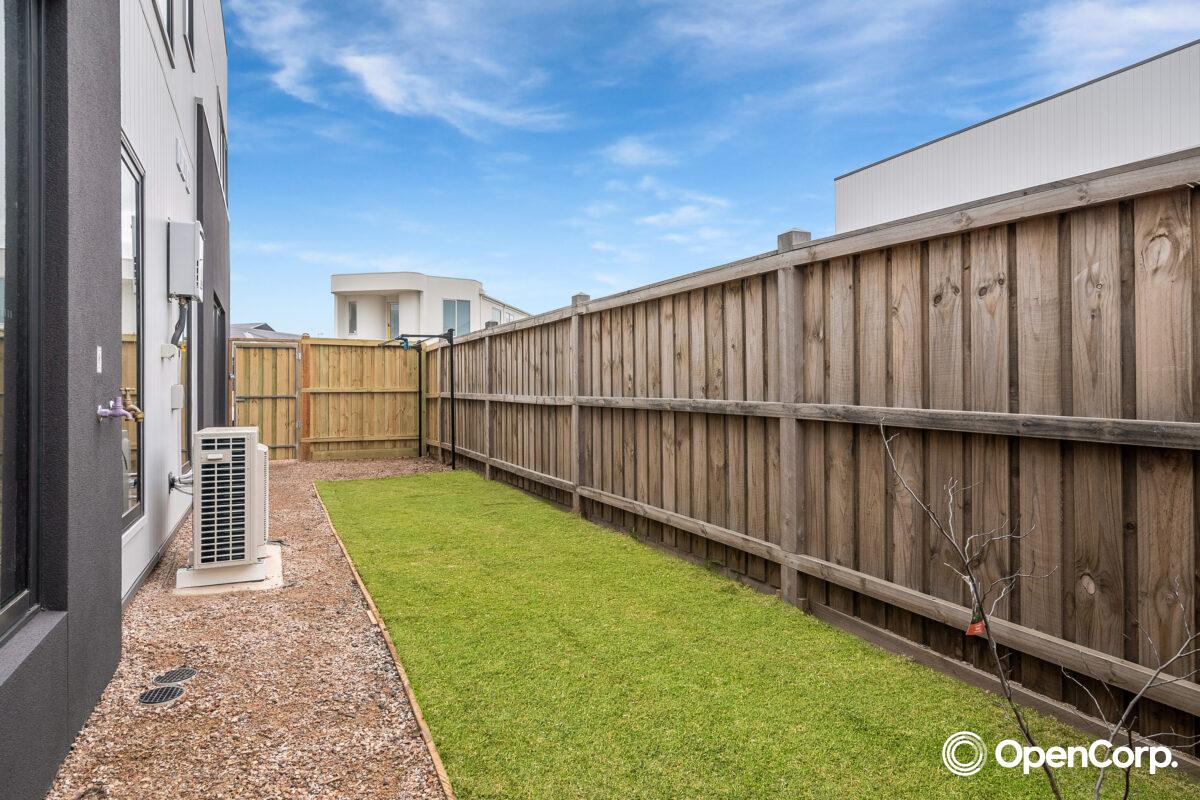 29 Buckwheat Walk, Mickleham, VIC 3064