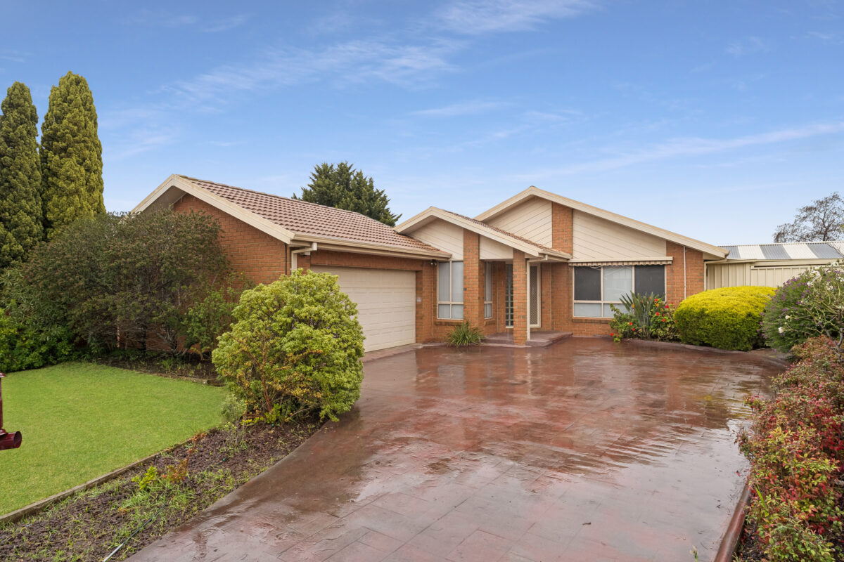 4 Kolivas Court, Hillside, VIC 3037