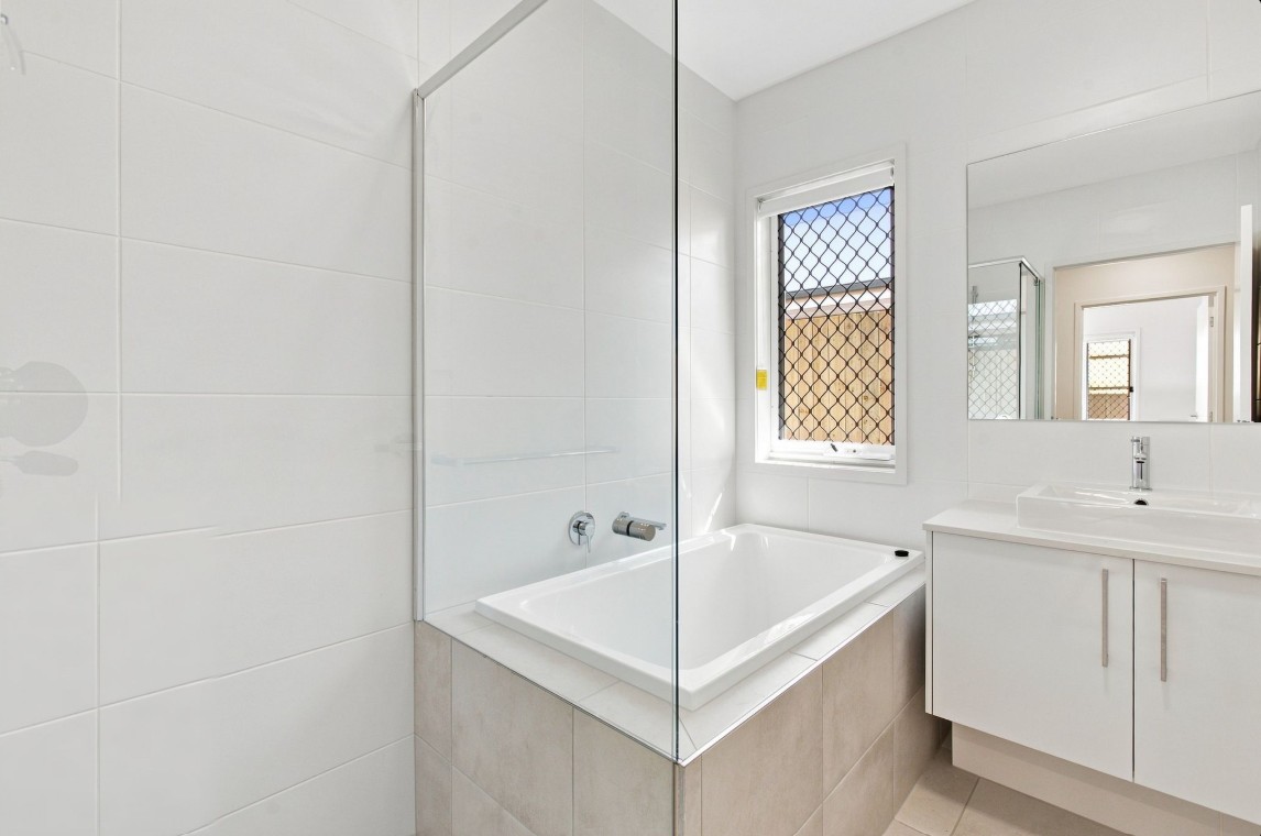 4 Ferry Street, MORAYFIELD, QLD 4506