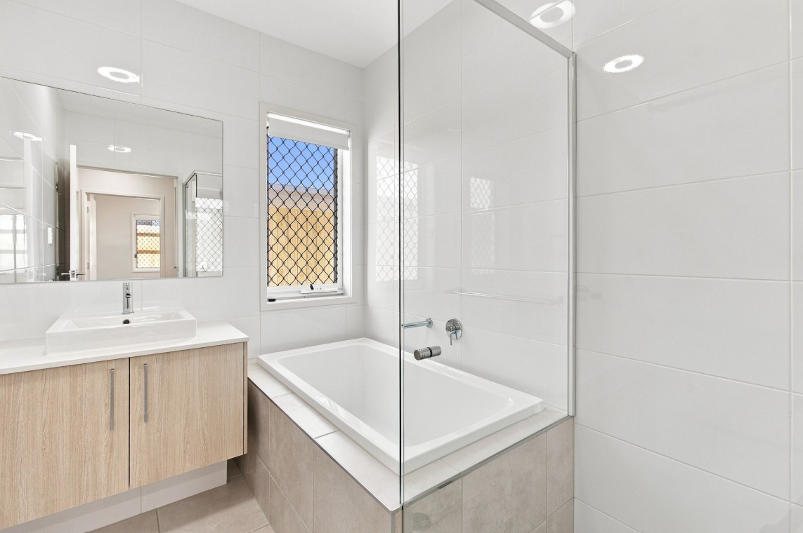 11 Ferry Street, MORAYFIELD, QLD 4506