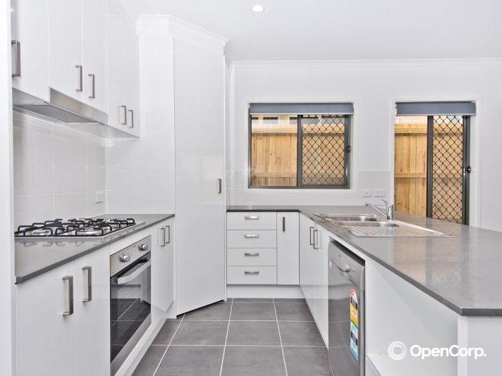 63 Swansea Circuit, REDLAND BAY, QLD 4165