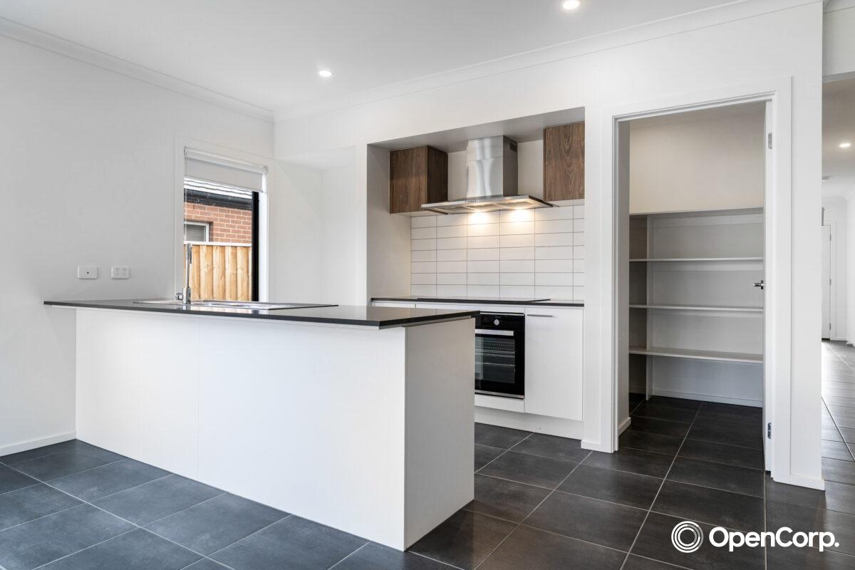 11 Gelding Street, Fraser Rise, VIC 3336