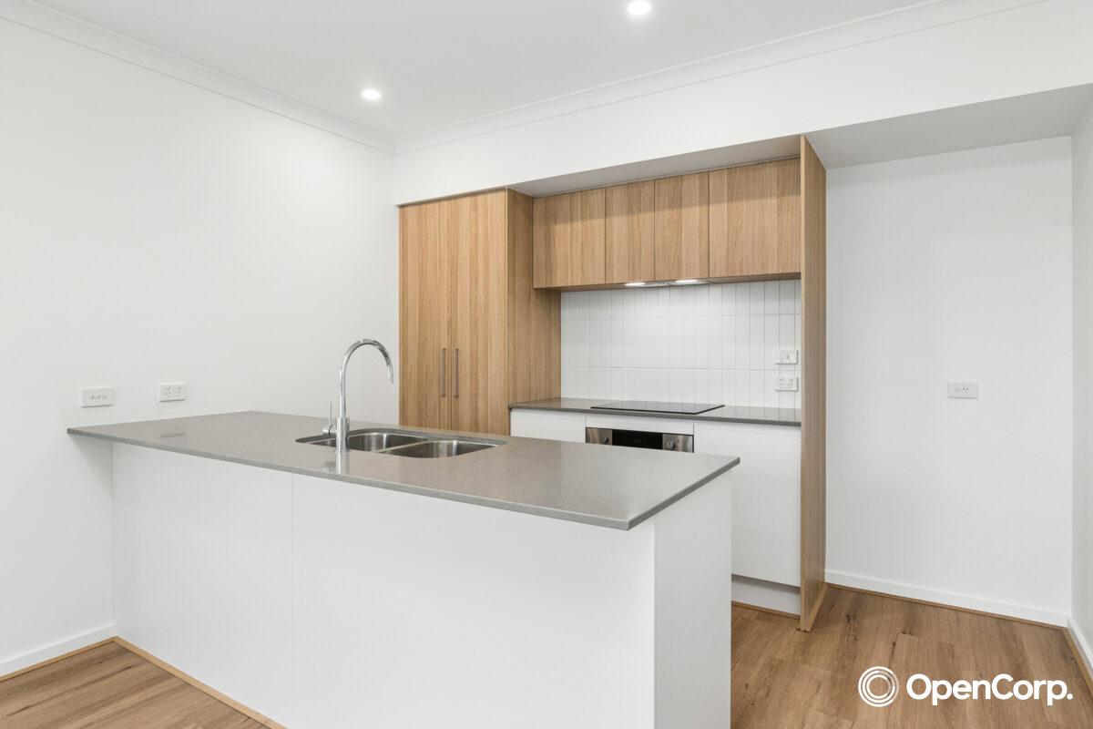 13 Buckwheat Walk, Mickleham, VIC 3064