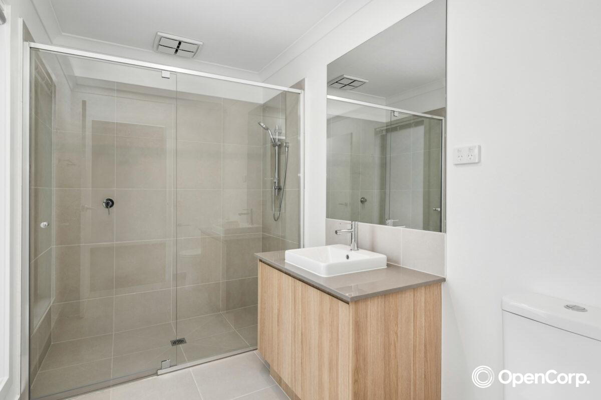13 Buckwheat Walk, Mickleham, VIC 3064