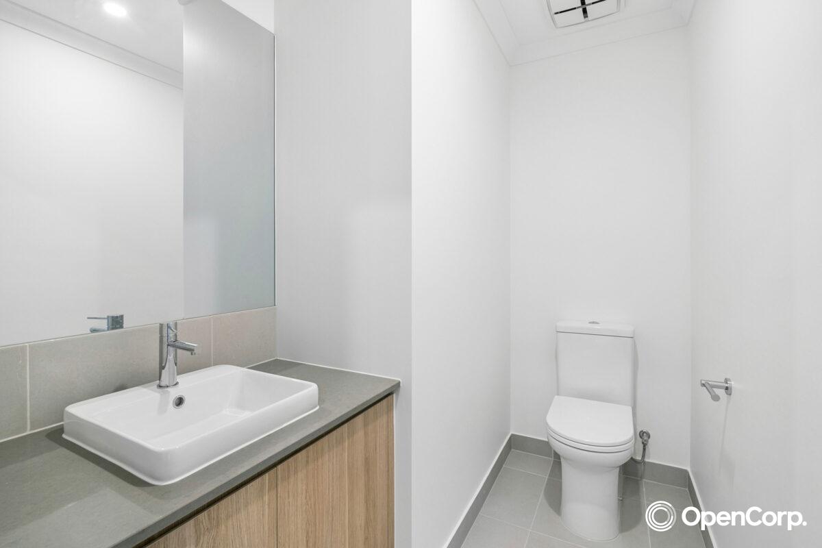 13 Buckwheat Walk, Mickleham, VIC 3064
