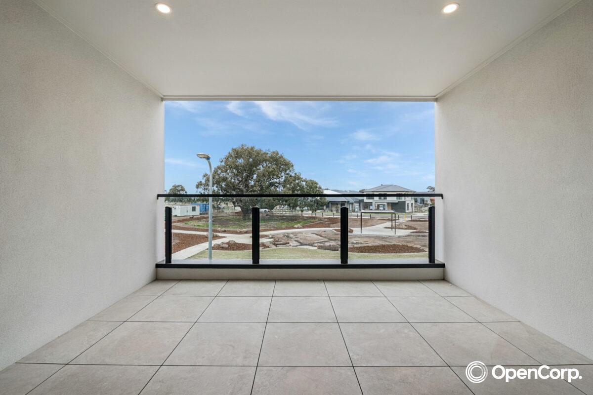 27 Buckwheat Walk, Mickleham, VIC 3064