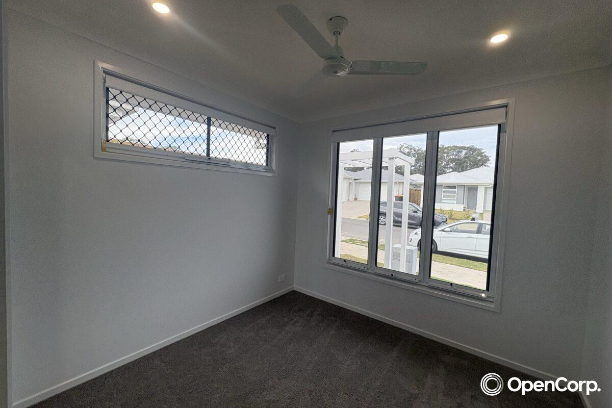 4 Califer Street, Morayfield, QLD 4506