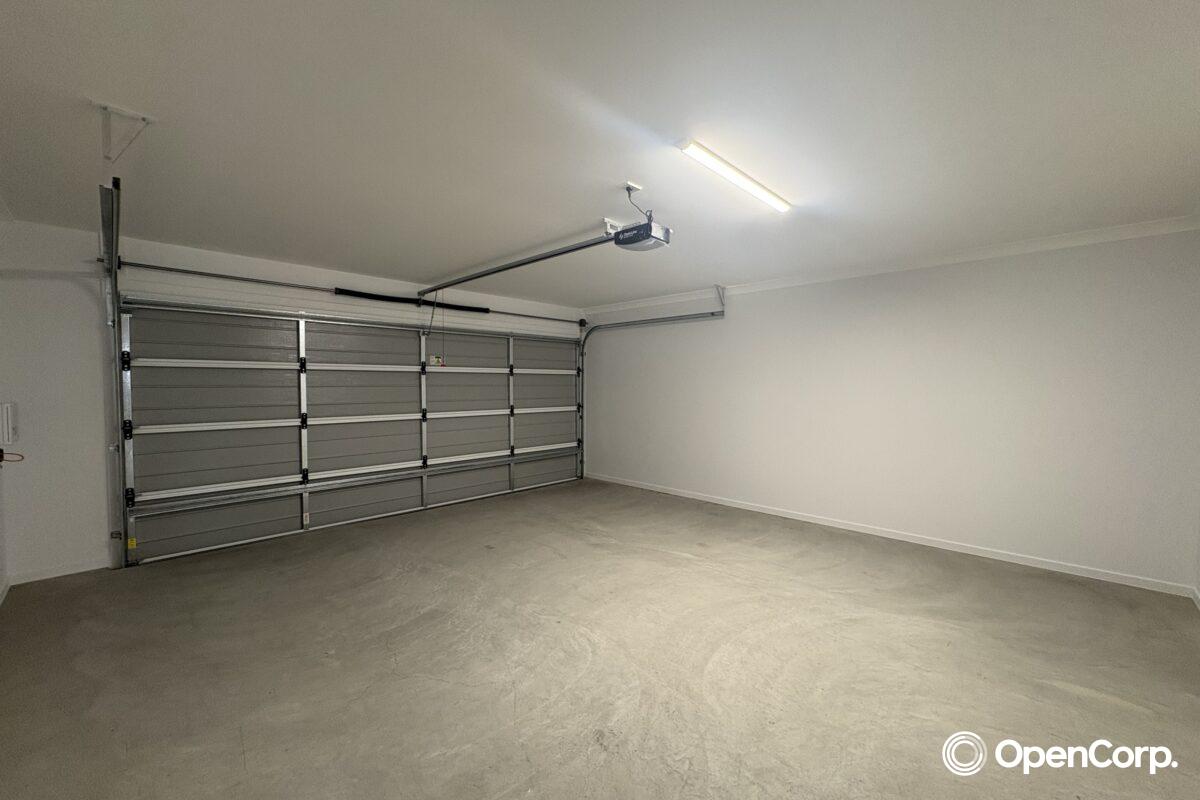 4 Califer Street, Morayfield, QLD 4506