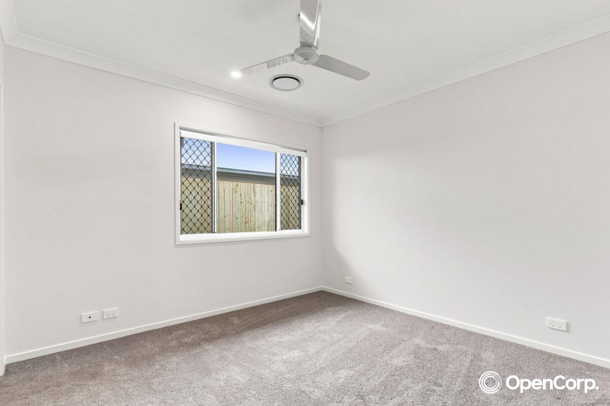 4 Califer Street, Morayfield, QLD 4506