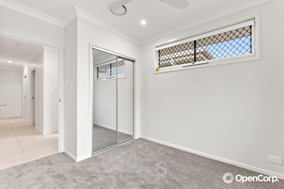 4 Califer Street, Morayfield, QLD 4506