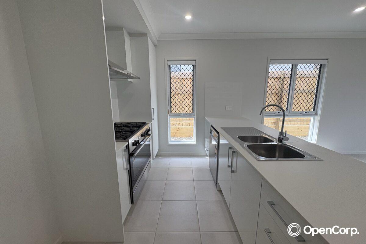 4 Ferry Street, MORAYFIELD, QLD 4506