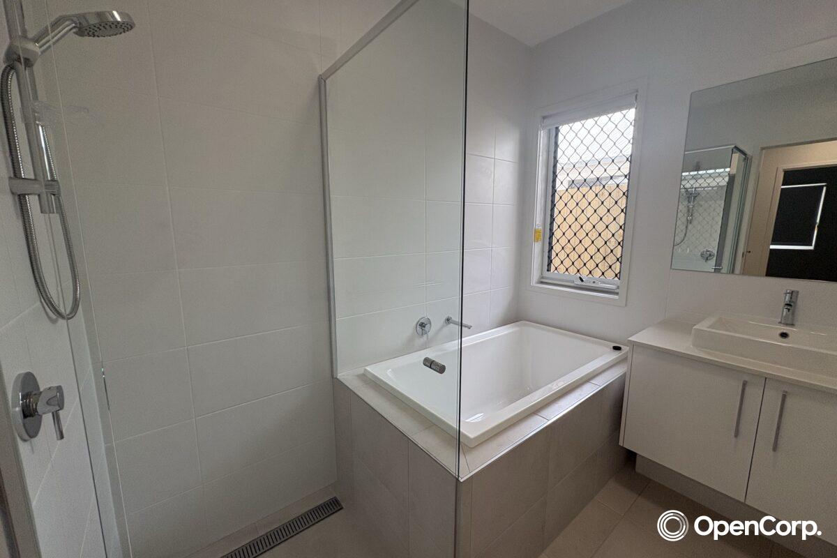 4 Ferry Street, MORAYFIELD, QLD 4506