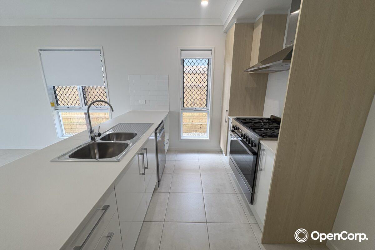 11 Ferry Street, MORAYFIELD, QLD 4506