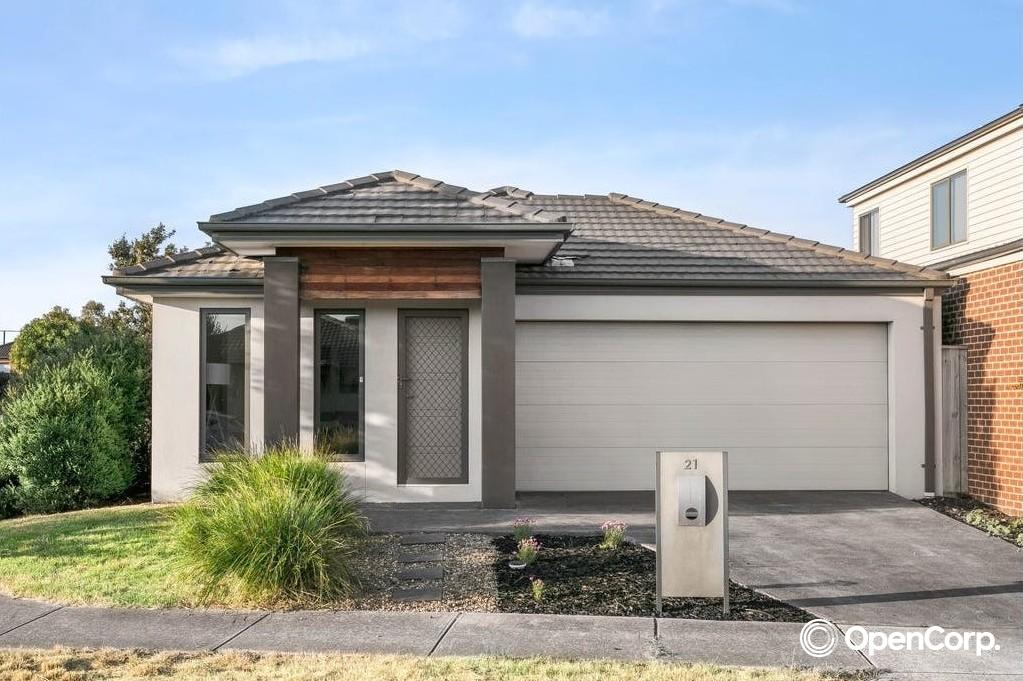 21 Lucy Crescent, Greenvale, VIC 3059