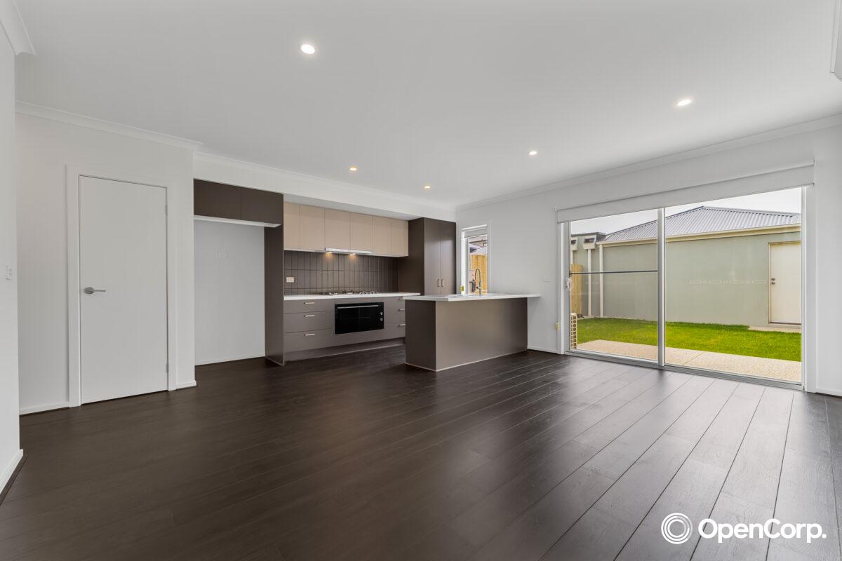 13 Crotone Avenue, Deanside, VIC 3336
