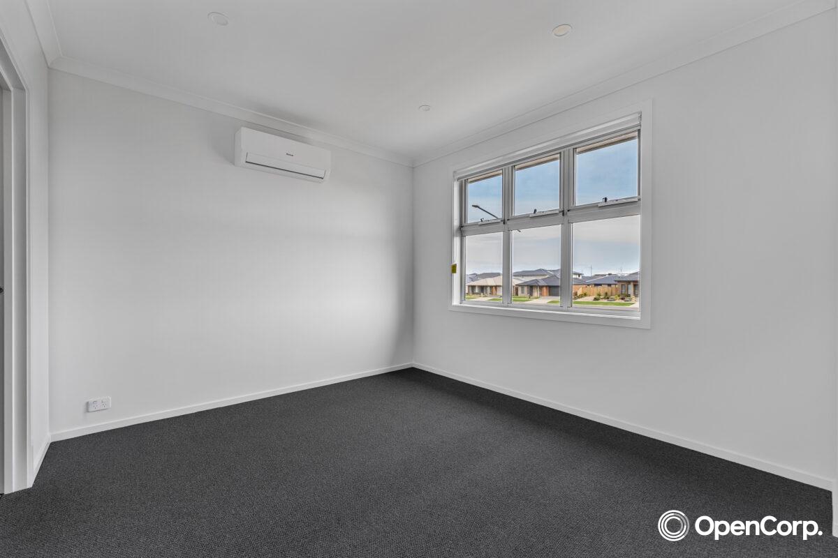 13 Crotone Avenue, Deanside, VIC 3336