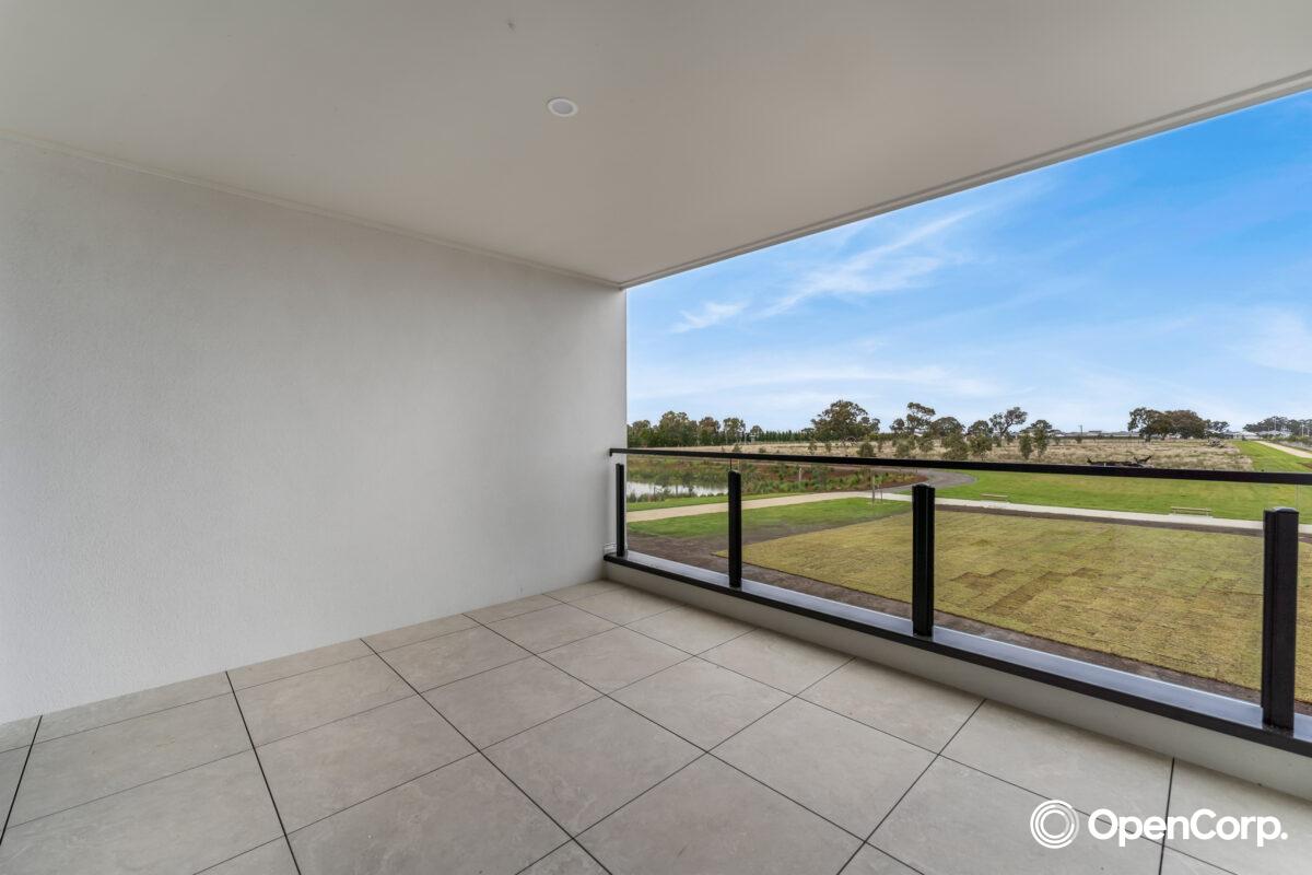57 Buckwheat Walk, Mickleham, VIC 3064