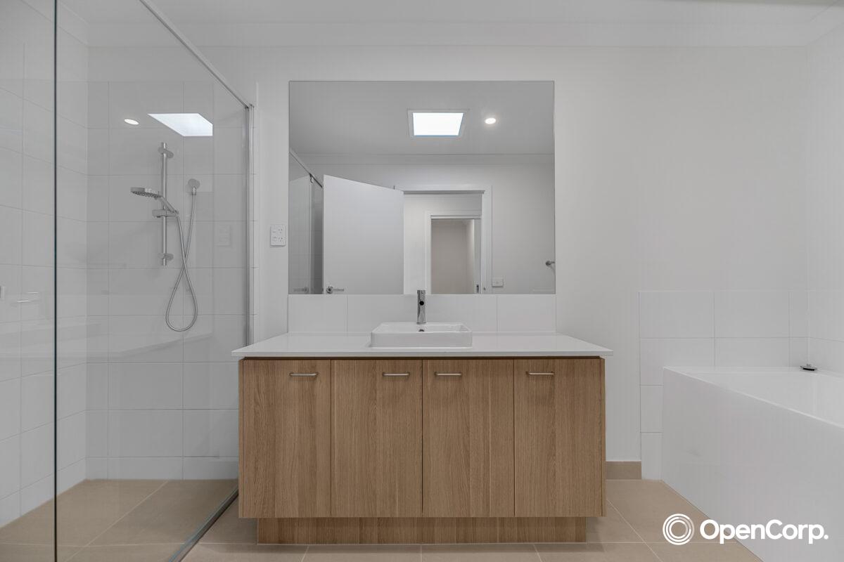 49 Buckwheat Walk, Mickleham, VIC 3064