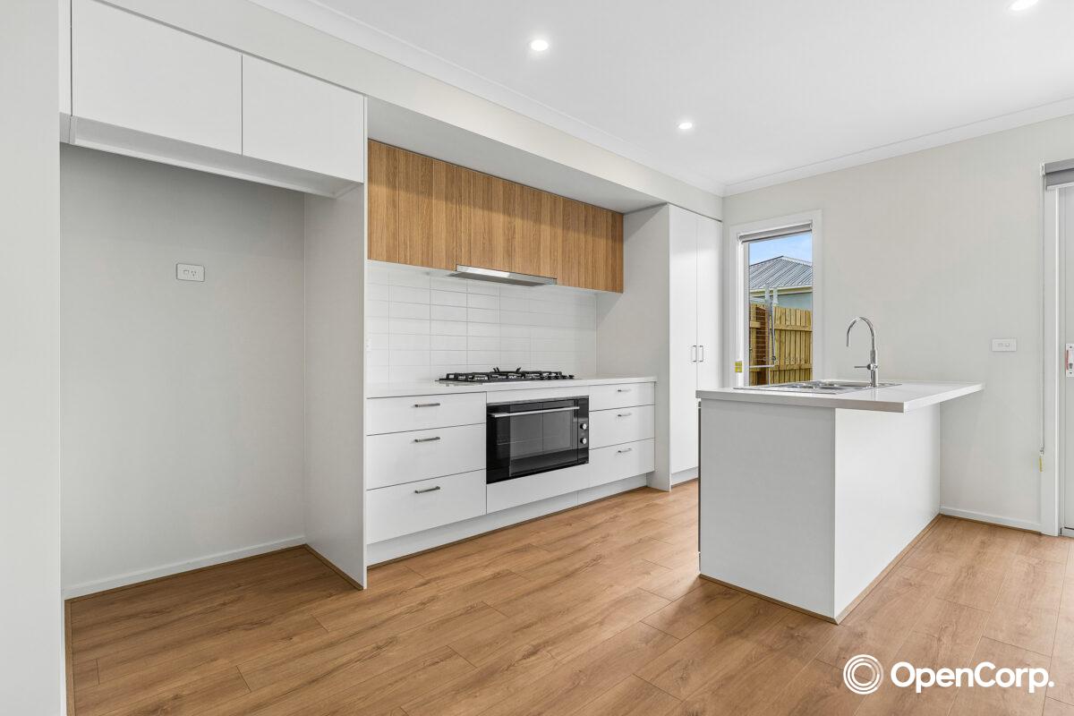 3 Crotone Avenue, Deanside, VIC 3336