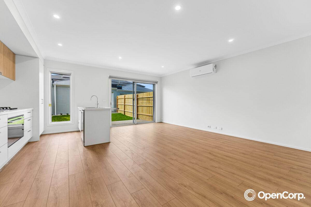 3 Crotone Avenue, Deanside, VIC 3336