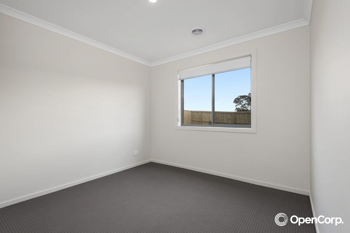 5 Avisha Way, GREENVALE, VIC 3059