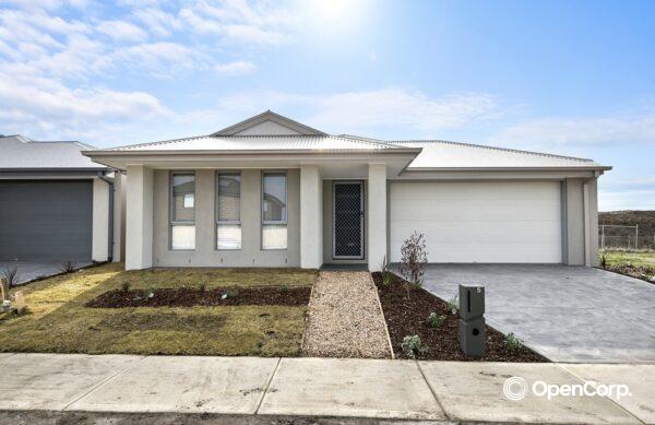 5 Avisha Way, GREENVALE, VIC 3059