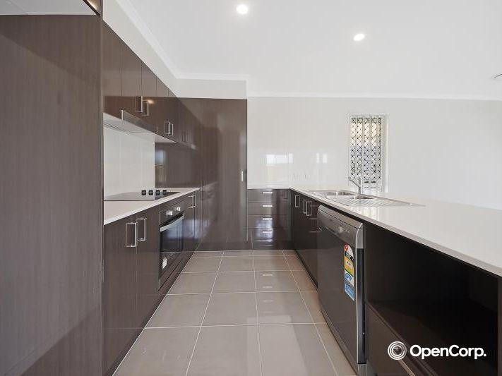 12 Berkingham Street, THORNLANDS, QLD 4164