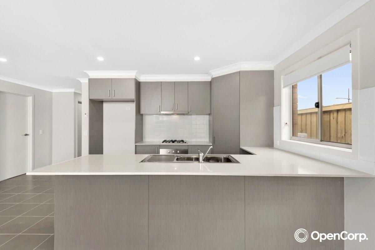 22 Carat Street, Greenvale, VIC 3059